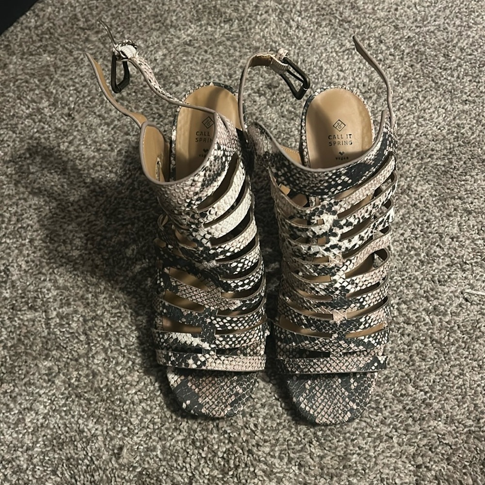 Ankle strap sandals.